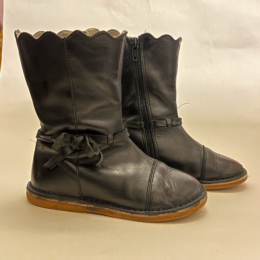 Livie & Luca Navy Leather Boots for toddler girl (size 10)